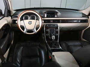 Универсал Volvo XC70 2013 года, 1712000 рублей, Аксай