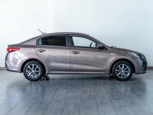 Седан Kia Rio 2018 года, 1389000 рублей, Саратов
