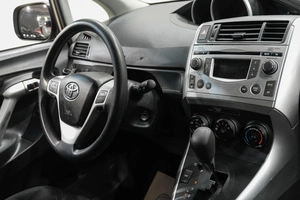 Минивэн Toyota Verso 2012 года, 1199000 рублей, Новокузнецк