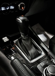 Хетчбэк Mazda 3 2017 года, 1740000 рублей, Красноярск