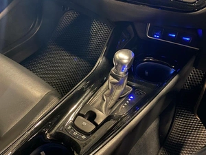 Внедорожник Toyota C-HR 2017 года, 1897000 рублей, Красноярск