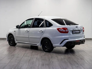 Лифтбек ВАЗ (LADA) Granta 2015 года, 669000 рублей, Саратов