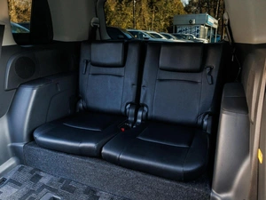 Минивэн Toyota Isis 2012 года, 1550000 рублей, Большой Сочи