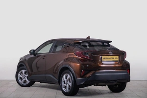 Внедорожник Toyota C-HR 2019 года, 2049000 рублей, Томск