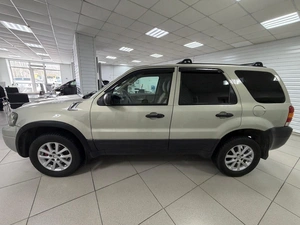 Внедорожник Ford Escape 2004 года, 610000 рублей, Ачинск