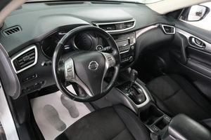 Внедорожник Nissan X-Trail 2018 года, 1799000 рублей, Омск