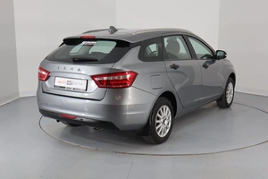 Универсал ВАЗ (LADA) Vesta 2021 года, Брянск