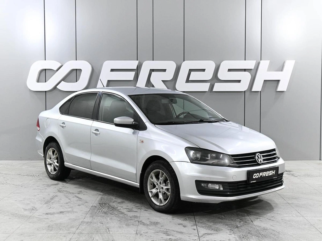 Седан Volkswagen Polo 2016 года, 899000 рублей, Аксай