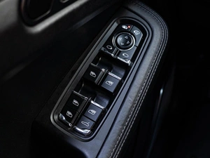 Внедорожник Porsche Macan S 2015 года, 3000000 рублей, Краснодар