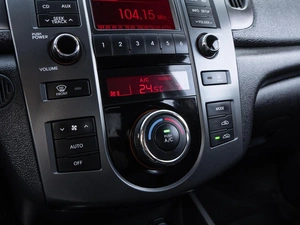 Седан Kia Cerato 2009 года, 760000 рублей, Волгоград