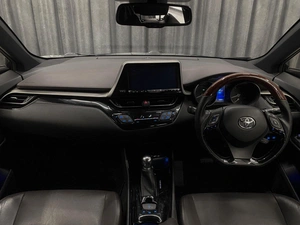 Внедорожник Toyota C-HR 2018 года, 1810000 рублей, Красноярск