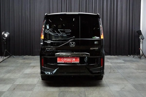 Минивэн Honda Stepwgn Spada 2019 года, 2350000 рублей, Красноярск
