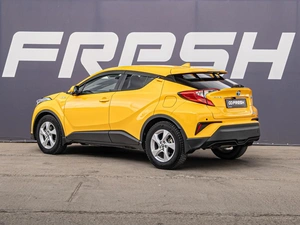 Внедорожник Toyota C-HR 2018 года, 2150000 рублей, Краснодар