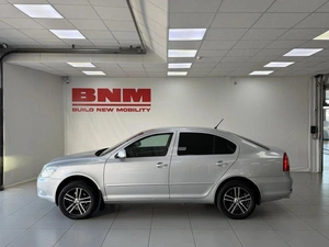 Хэтчбек Skoda Octavia 2012 года, 1215000 рублей, Смоленск