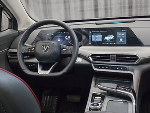 Внедорожник Changan UNI-T 2024 года, 2640000 рублей, Красноярск