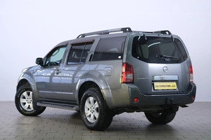 Внедорожник Nissan Pathfinder 2006 года, 1119000 рублей, Омск
