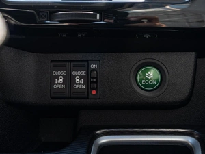 Минивэн Honda Stepwgn 2019 года, 2625000 рублей, Краснодар