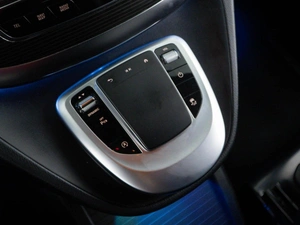 Минивэн Mercedes-benz V-класс 2020 года, 7498999 рублей, Москва