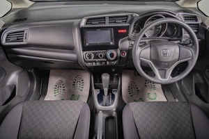 Хетчбэк Honda Fit 2013 года, 1099000 рублей, Томск