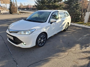 Универсал Toyota Corolla Fielder 2016 года, 1205000 рублей, Красноярск