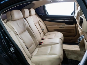Седан BMW 7 серия 2011 года, 2149000 рублей, Тюмень