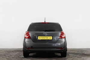 Хетчбэк Kia Ceed 2011 года, 559000 рублей, Сургут