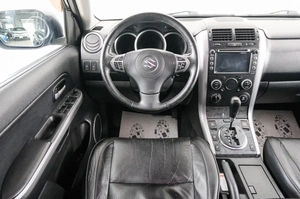 Внедорожник Suzuki Grand Vitara 2011 года, 1199000 рублей, Красноярск