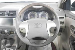 Седан Toyota Corolla Axio 2012 года, 1359000 рублей, Кемерово