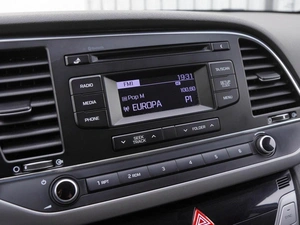 Седан Hyundai Elantra 2016 года, 1069000 рублей, Волгоград