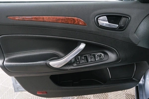 Седан Ford Mondeo 2007 года, 749000 рублей, Красноярск