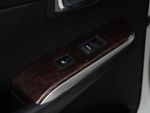 Седан Toyota Camry 2017 года, 2698888 рублей, Москва