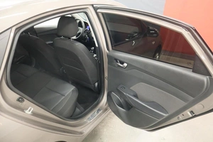 Седан Hyundai Solaris 2021 года, 1700000 рублей, Курск