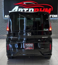 Минивэн Honda Stepwgn Spada 2016 года, 1947000 рублей, Красноярск