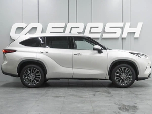 Внедорожник Toyota Highlander 2025 года, 6049000 рублей, Воронеж