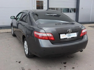 Седан Toyota Camry 2007 года, 1020000 рублей, Железногорск