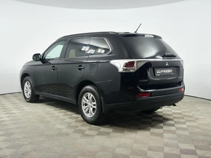 Внедорожник Mitsubishi Outlander 2012 года, 1317100 рублей, Казань