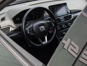 Седан Honda Accord 2020 года, 2050000 рублей, Большой Сочи