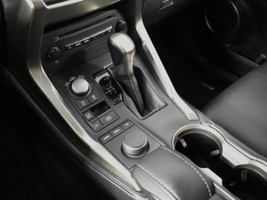 Внедорожник Lexus NX 2016 года, 2393900 рублей, Казань