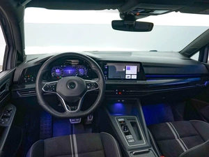 Хетчбэк Volkswagen Golf 2022 года, 2888444 рублей, Москва