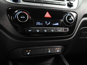 Седан Hyundai Solaris 2018 года, 1498000 рублей, Ставрополь