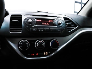 Хетчбэк Kia Picanto 2016 года, 899000 рублей, Красноярск