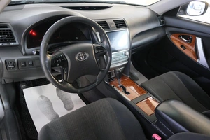 Седан Toyota Camry 2007 года, 1149000 рублей, Омск