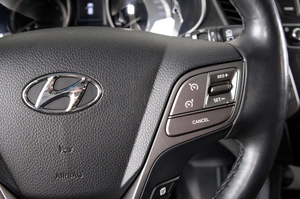 Внедорожник Hyundai Santa Fe 2016 года, 2099000 рублей, Пермь