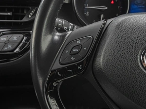 Внедорожник Toyota C-HR 2018 года, 1930000 рублей, Краснодар