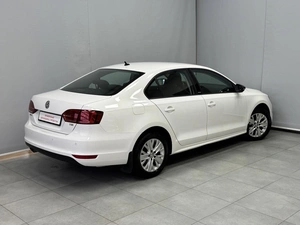 Седан Volkswagen Jetta 2014 года, 885000 рублей, Красноярск