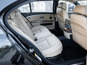 Седан BMW 7 серия 2004 года, 1060000 рублей, Ставрополь