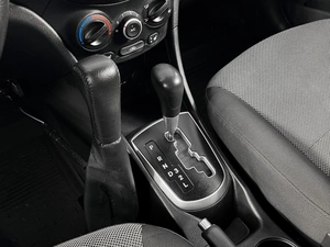 Хетчбэк Hyundai Solaris 2012 года, 698900 рублей, Казань
