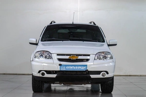 Внедорожник Chevrolet Niva 2013 года, 539000 рублей, Челябинск