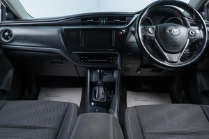 Хетчбэк Toyota Auris 2015 года, 1319000 рублей, Челябинск