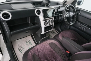 Минивэн Toyota bB 2001 года, 549000 рублей, Красноярск